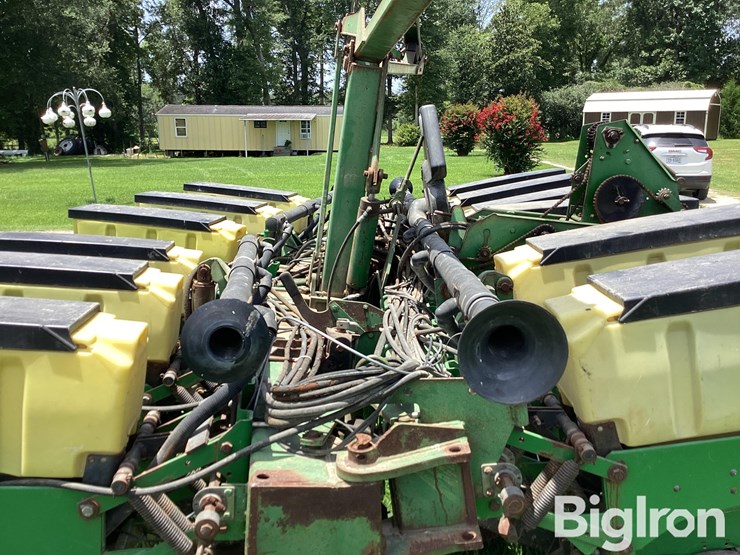 john-deere-1760-image-19
