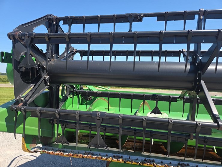 john-deere-635f-image-11