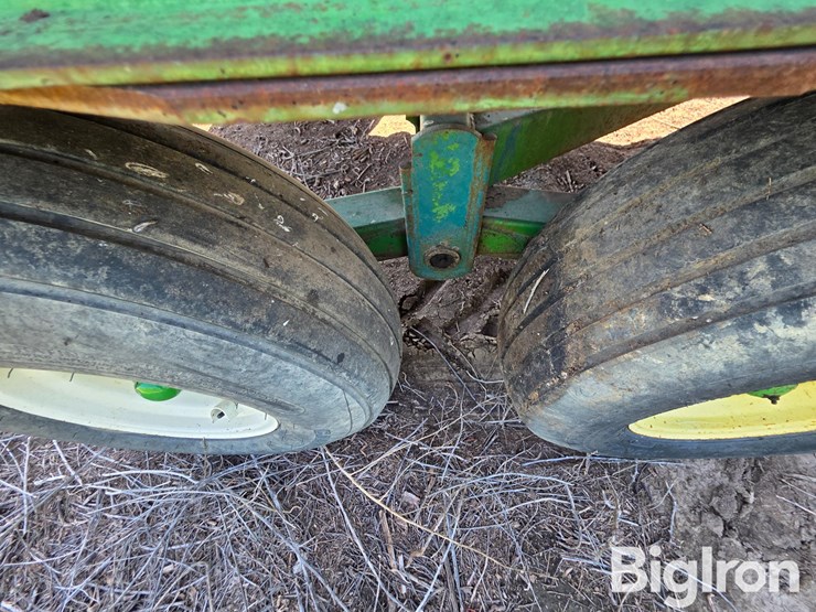 john-deere-716a-image-17