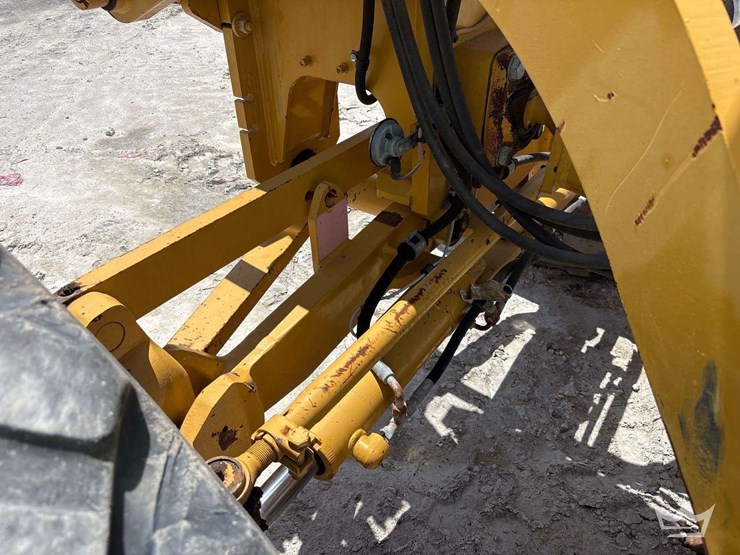 caterpillar-c6.6-image-31