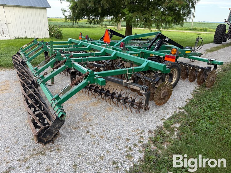 great-plains-1500tt-image-5