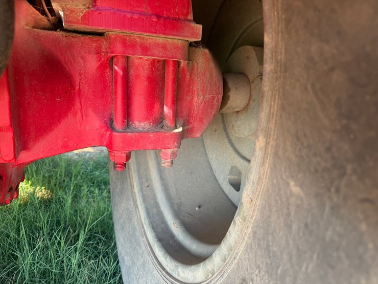 1983-massey-ferguson-4880-image-14