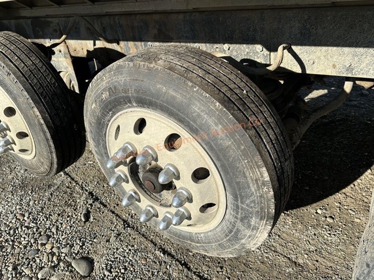 2000-kenworth-t800-image-17