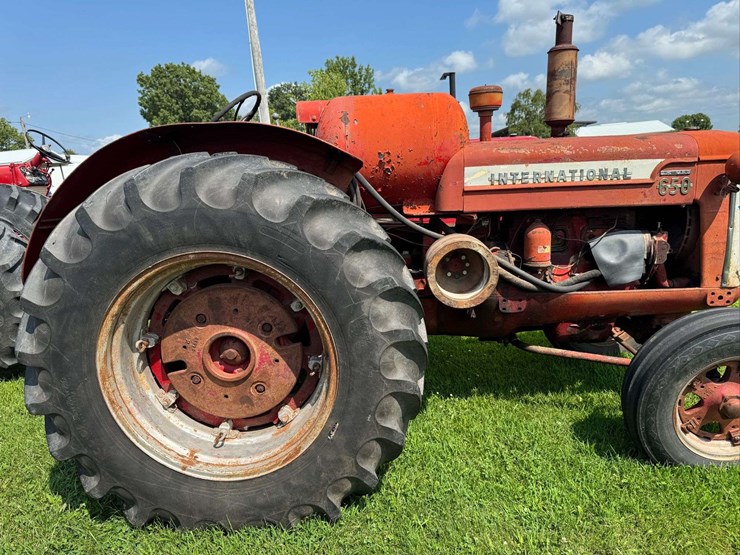 1956-international-650-image-15