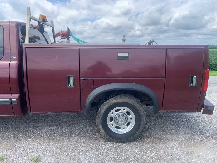 2001-chevrolet-2500hd-image-7