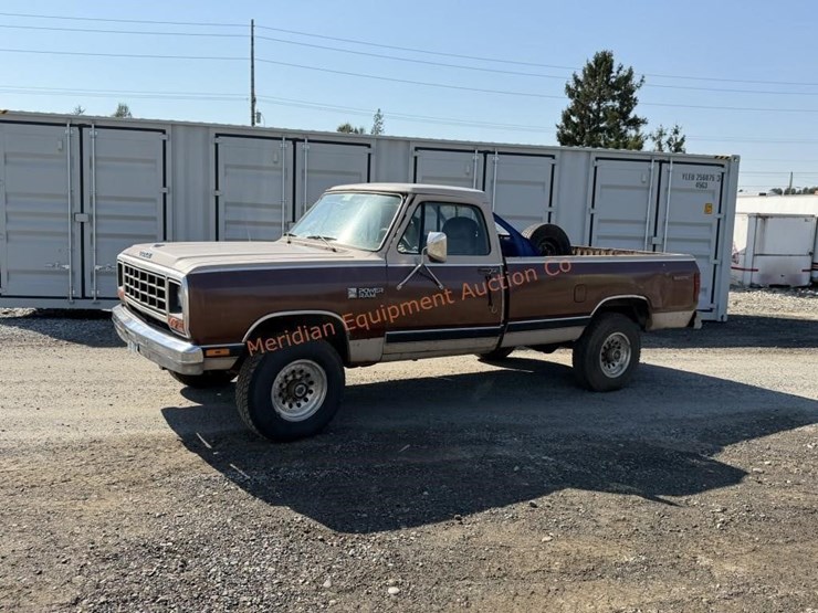 1984-dodge-ram-250-image-2