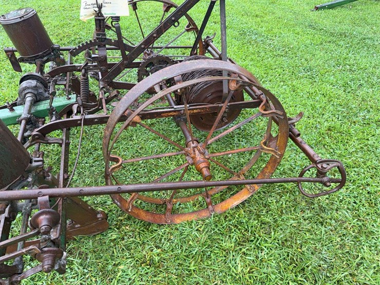 john-deere-two-row-planter-image-18