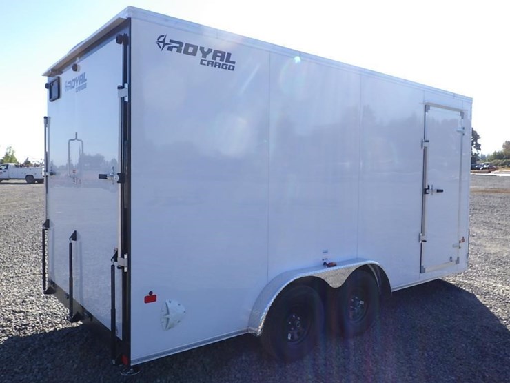 2027-royal-lcht35-7.518v-86-t/a-enclosed-trailer-image-5