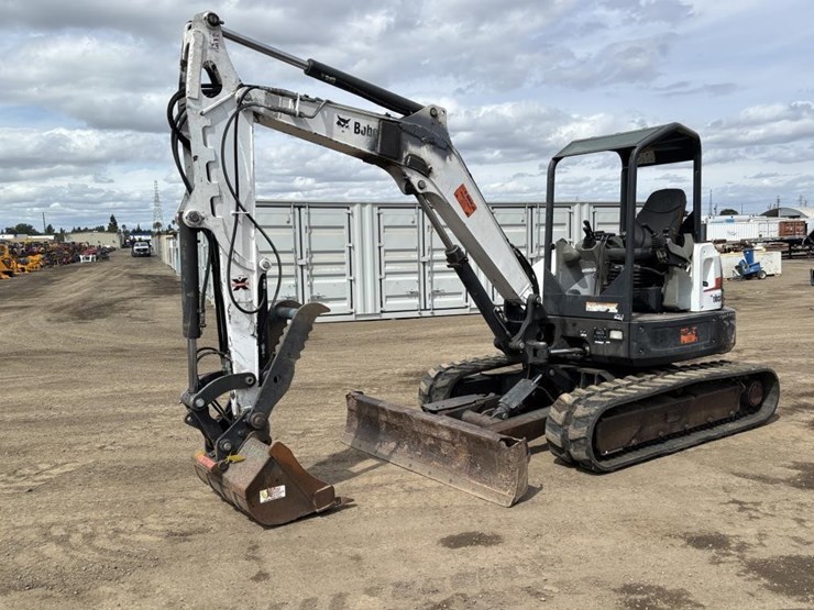 2019-bobcat-e55-image-1