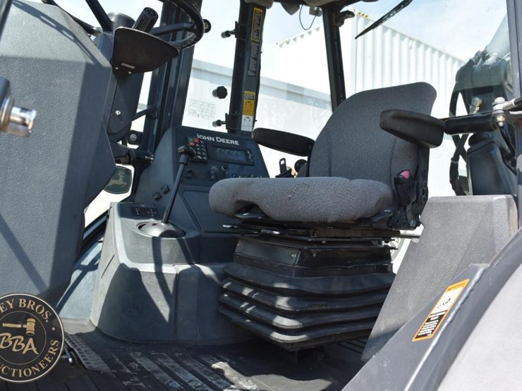 2015-deere-410k-image-54