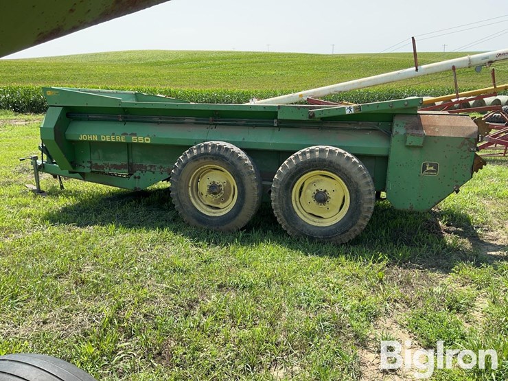 john-deere-550-image-8