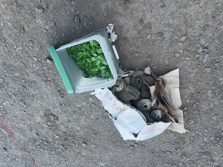 #45534-•-lot-of-roofing-and-tacks-inv#45534-image-11