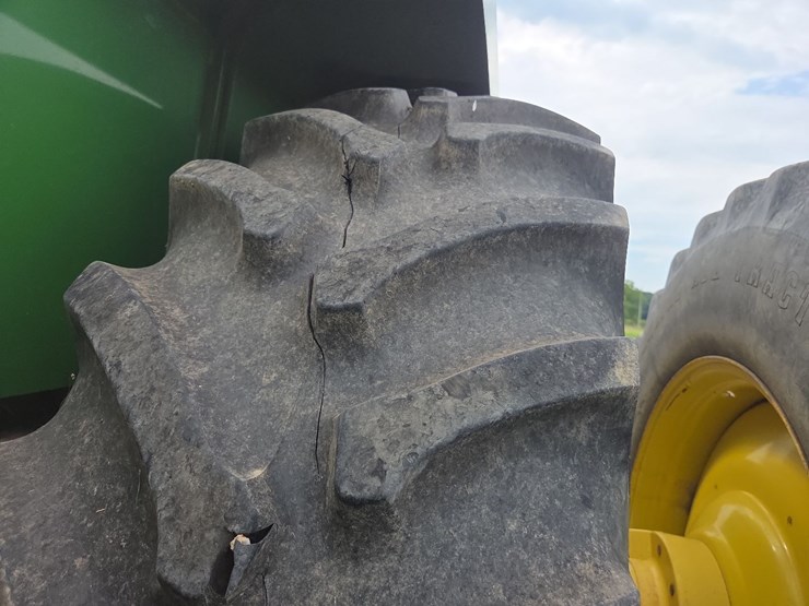 john-deere-8770-image-30