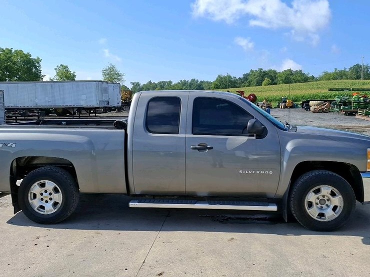 2013-chevrolet-1500-image-6