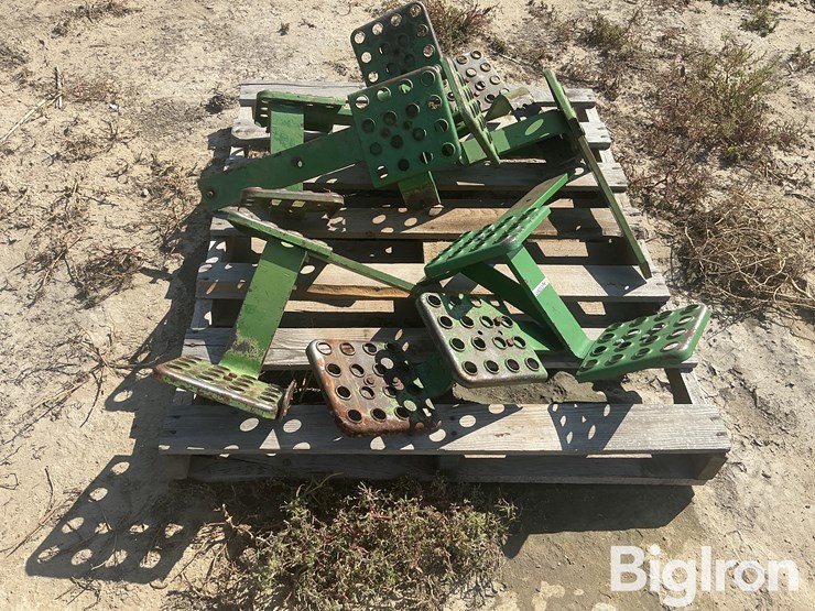 john-deere-30-image-8