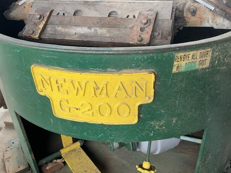 #170-•-newman-g-200-chipper-knife-grinder-image-9