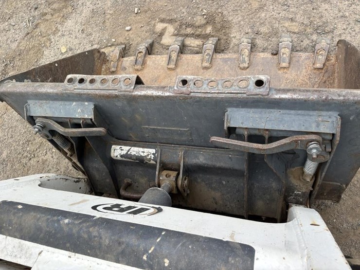 2005-bobcat-463-image-13