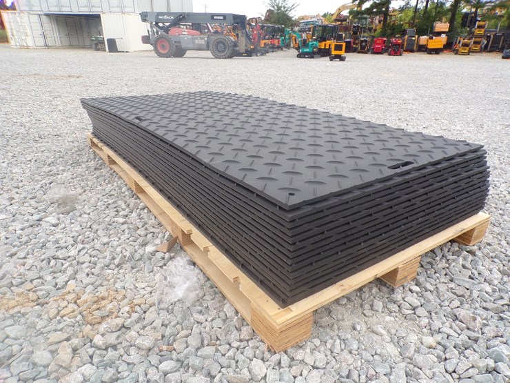 #2120-•-heavy-duty-rubber-mats---qty-15-mats---8'lx4'w-image-2