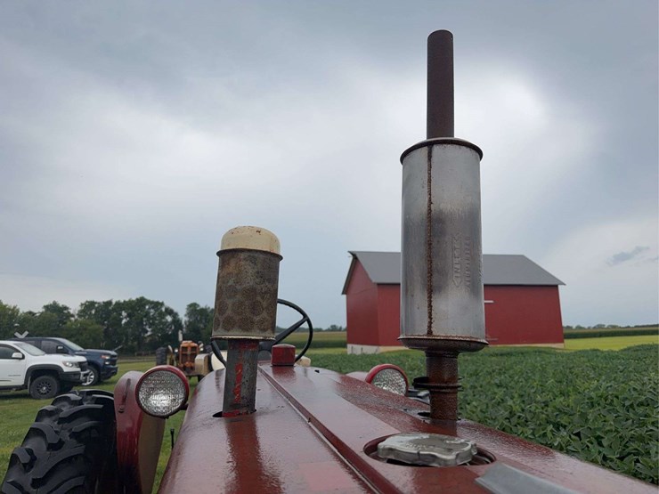 farmall-504-image-10