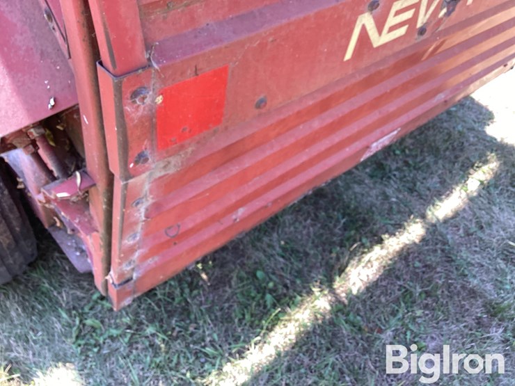 new-holland-850-image-18