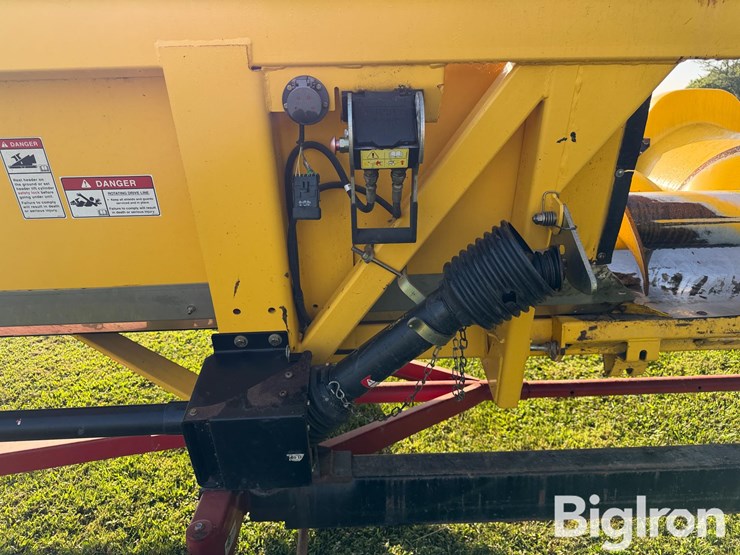 2005-new-holland-98c-image-11