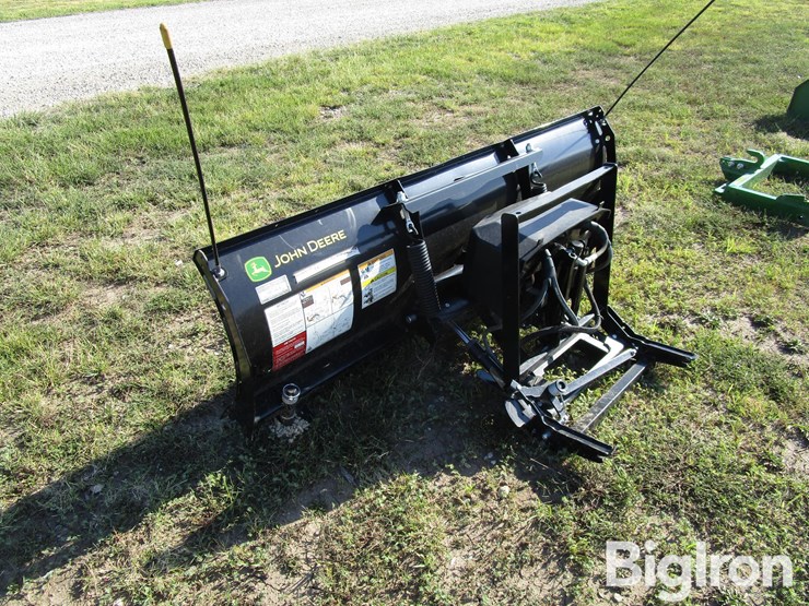 john-deere-72-image-5