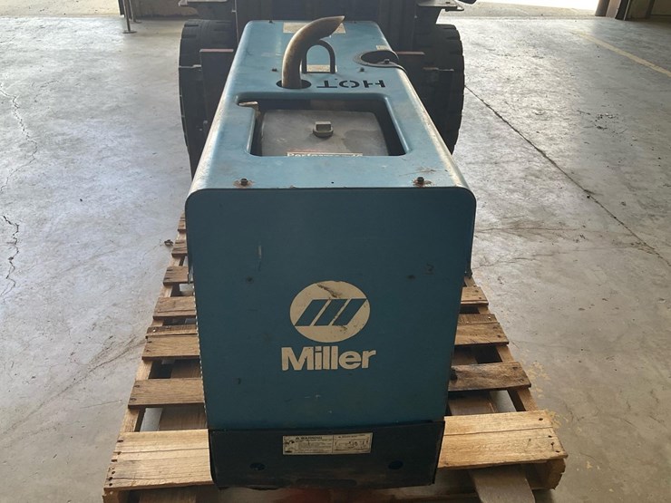 bobcat-225-image-11