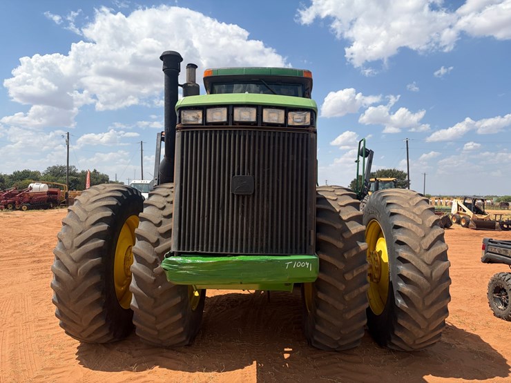 2000-john-deere-9300-image-3