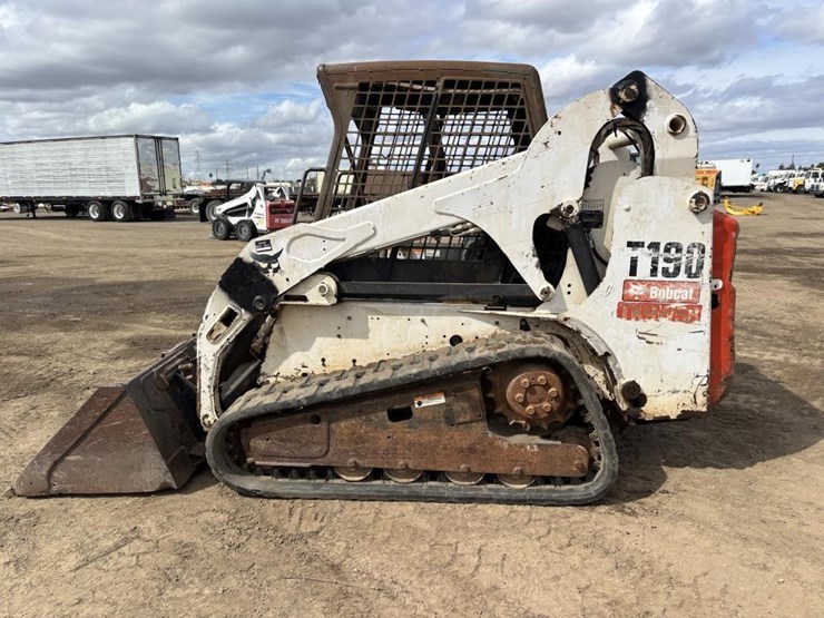 2007-bobcat-t190-image-5