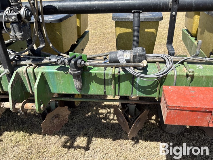john-deere-7100-image-19