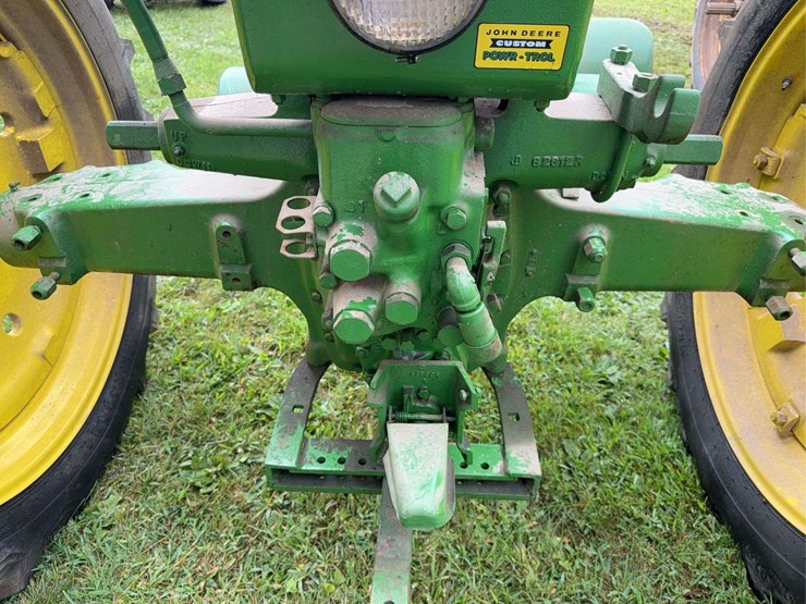 john-deere-b-image-29