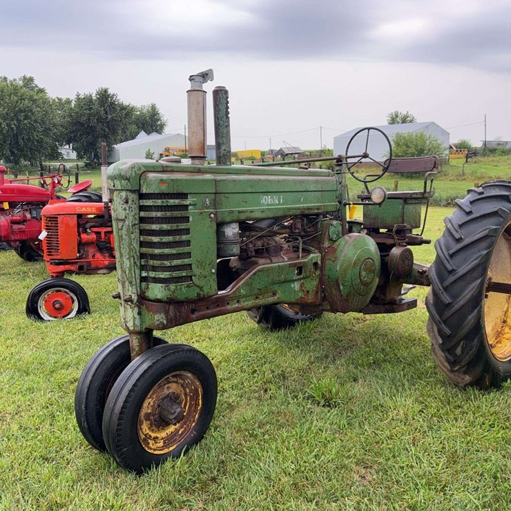 JOHN DEERE A