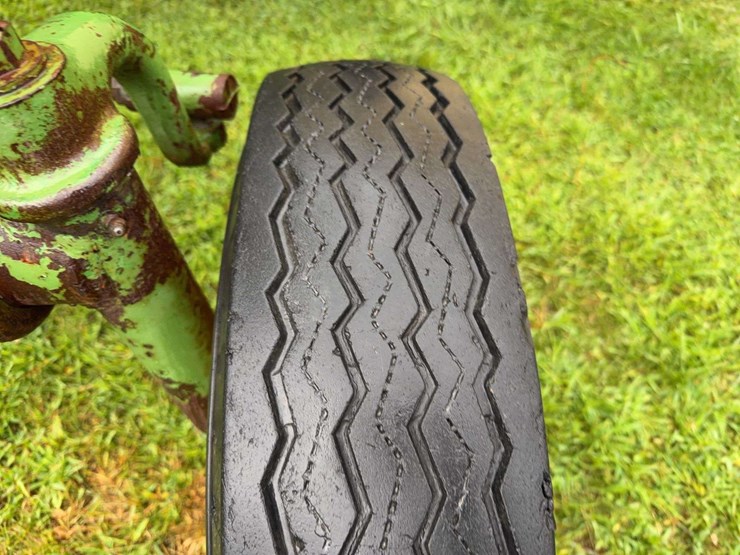 john-deere-720-image-13
