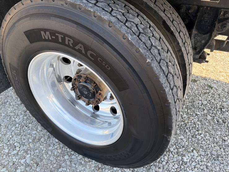 2019-kenworth-t270-image-21