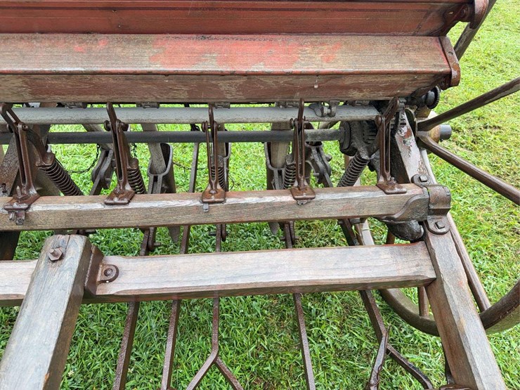 farmers-friend-drill-image-11