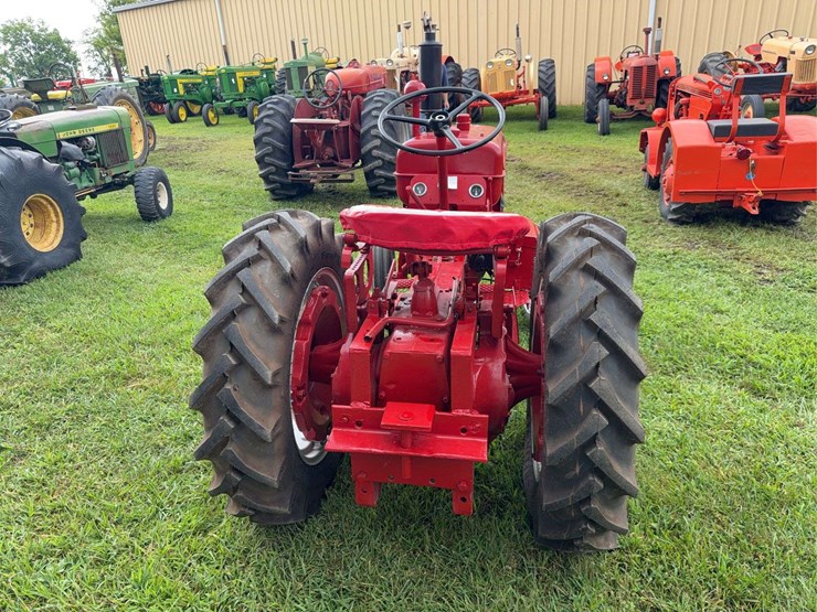 farmall-a-image-4