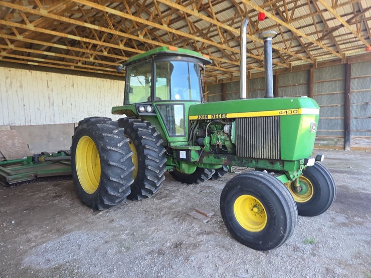 john-deere-4430-image-39