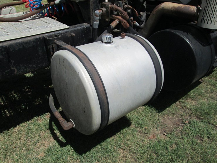 1993-mack-rd688s-image-18