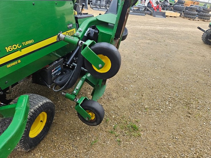 john-deere-1600-turbo-image-23