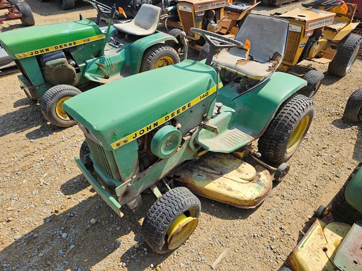 john-deere-140-image-1
