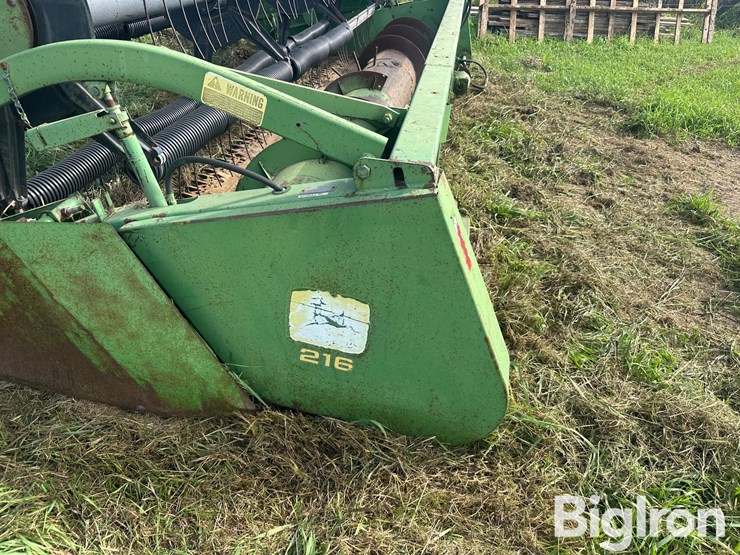 john-deere-216-image-13