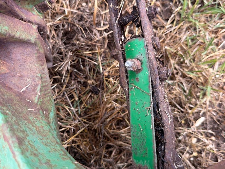 john-deere-37-image-13
