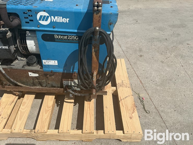 miller-bobcat-225-image-12