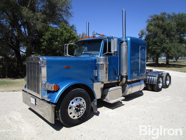 2007-peterbilt-379-image-1
