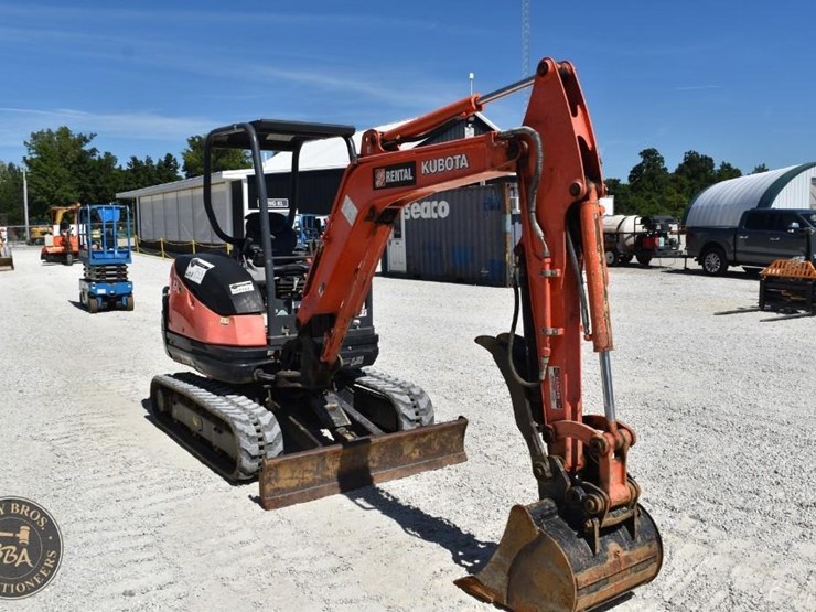 2020-kubota-kx71-3-image-26