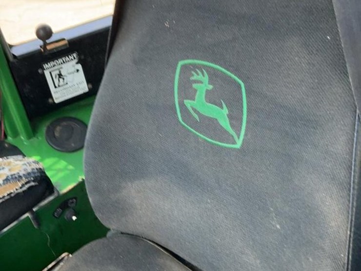 2013-deere-843k-image-19