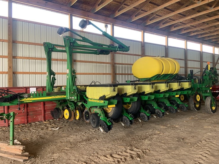 john-deere-1770nt-image-9