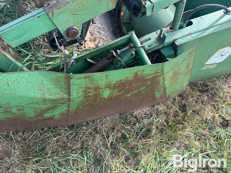 john-deere-216-image-17