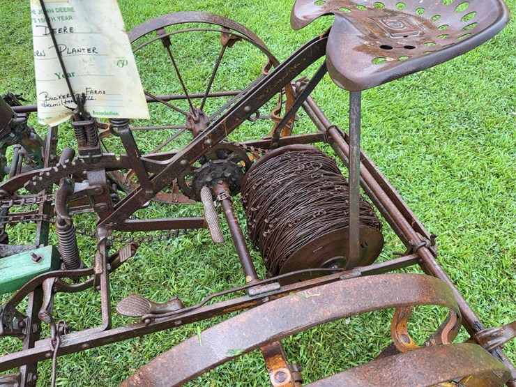 john-deere-two-row-planter-image-13