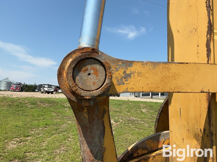1996-john-deere-790-image-17